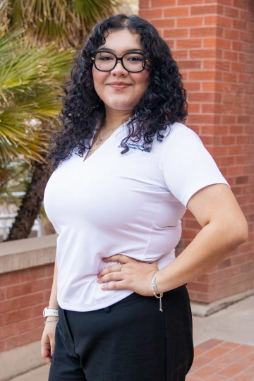 Photo of Sharlyn Gutierrez